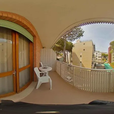 In 42744 Apartamento